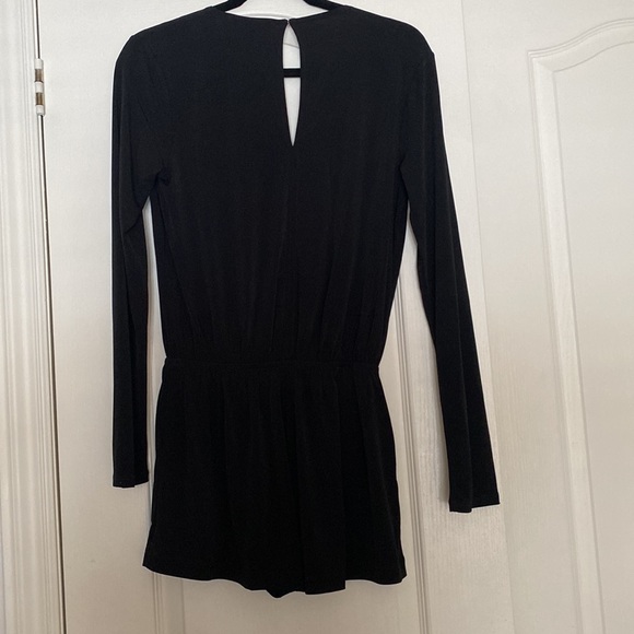 BCBGeneration black long sleeve romper - Picture 5 of 6